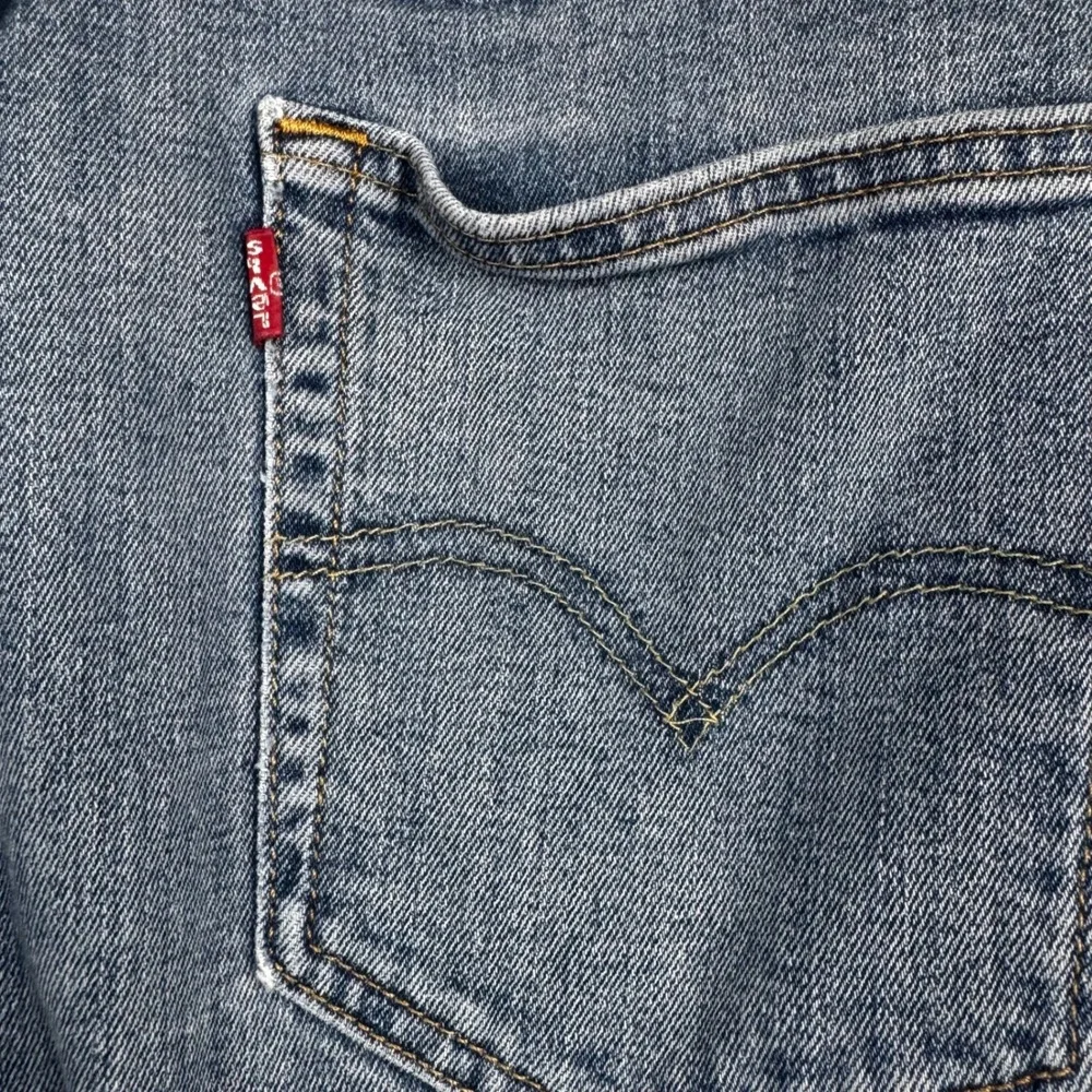 Levis 505 Regular Fit‎ Straight Leg Mens Jeans Blue Denim 34x32 Medium Wash